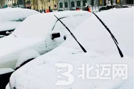 怎么把雨刷立起來